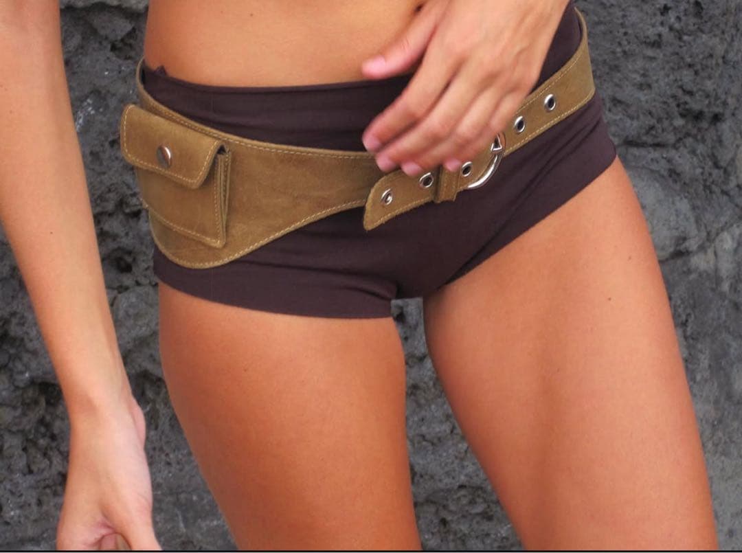 値下げ中gimaguas rino シルバーベルト／ウェストポーチ