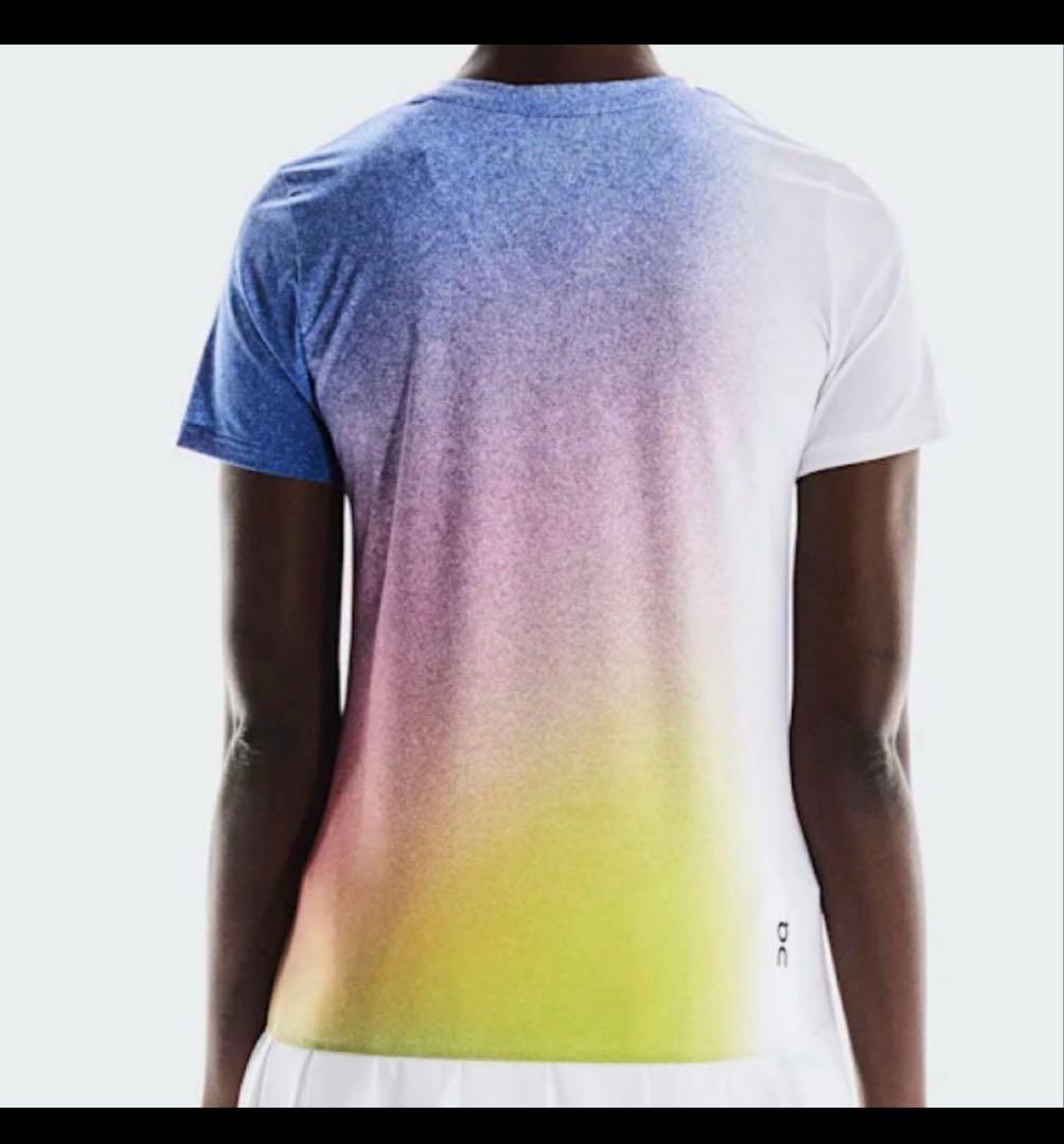 On Court-T テニス　ウェア Tシャツ　XS レディース