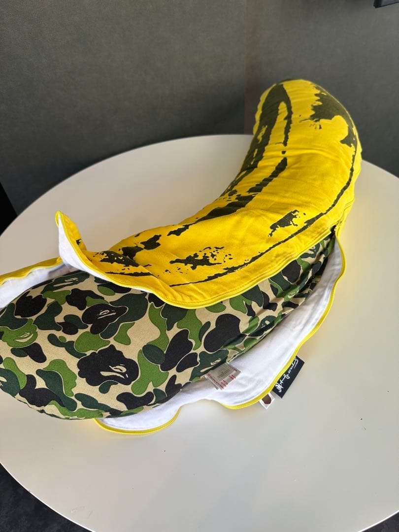 A Bathing Ape バナナ型 クッション 抱き枕