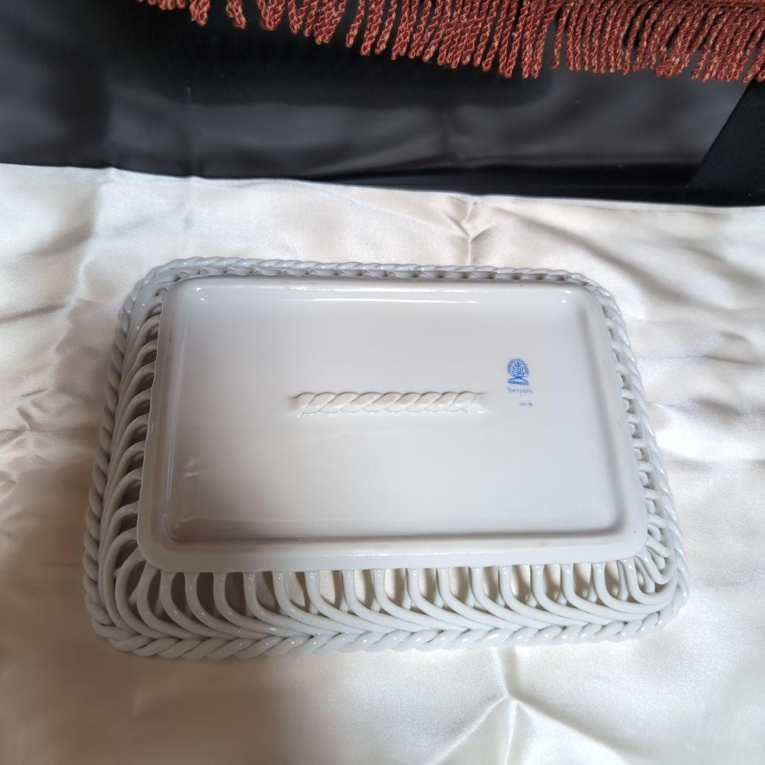 【綺麗♪】　HEREND ヘレンド 透かし編み ヌードルワーク トレイ