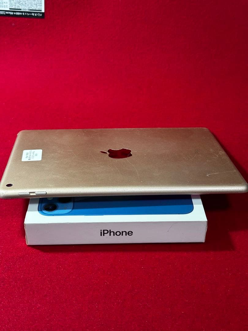 【7979】iPad第6世代 128GB Wi-Fiモデルバッテリー91％