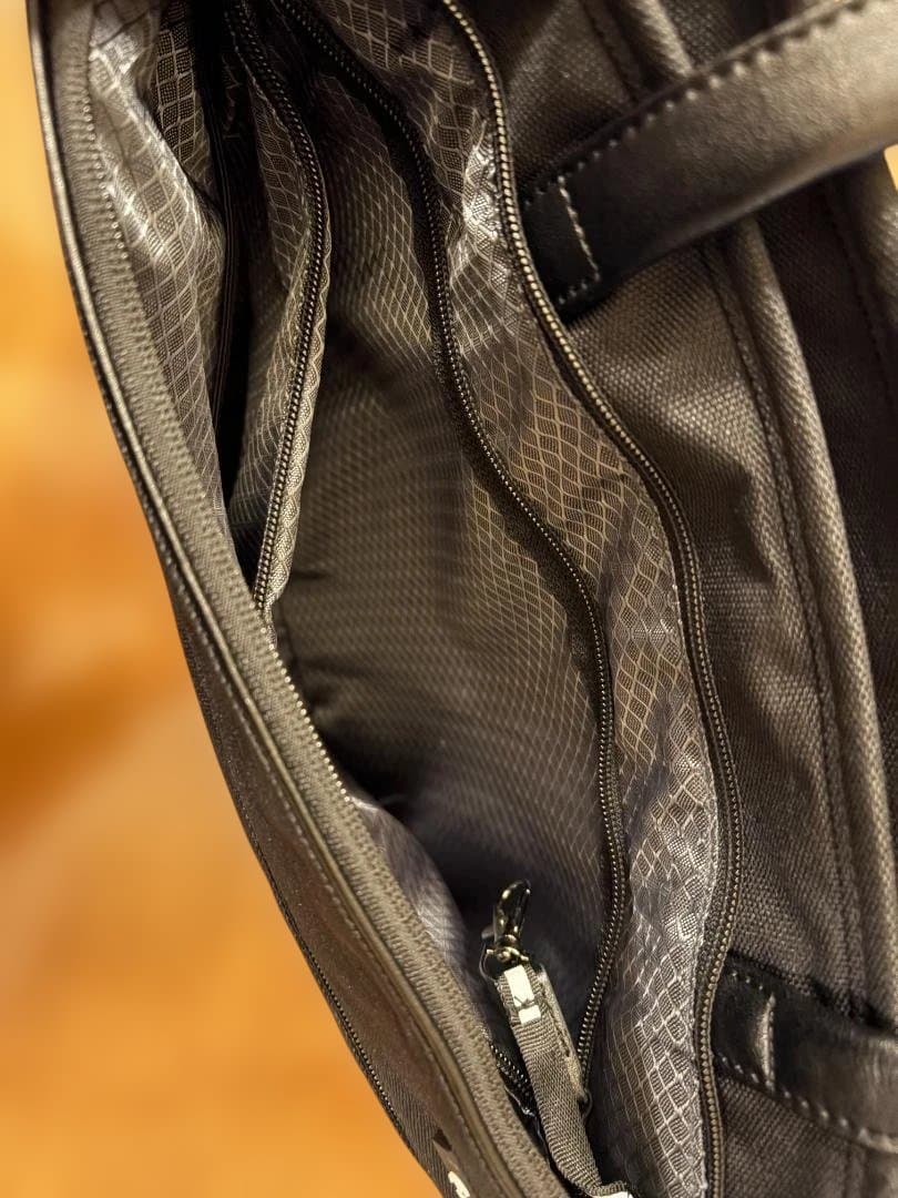 Evoon ととのうトート2.0 未使用級 ビジネスバッグ PC収納 大容量