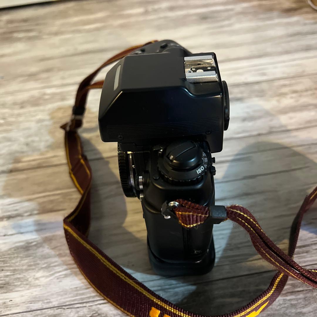 Nikon F4 フィルム一眼レフカメラ中古