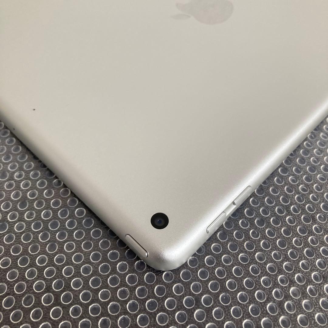 846【早い者勝ち】電池ほぼ新品☆iPad6第6世代 32GB WIFIモデル☆
