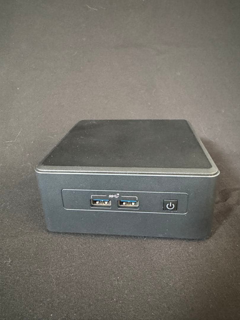 わ*け様 NUC11TNHi3 ベアボーンキット　中古品