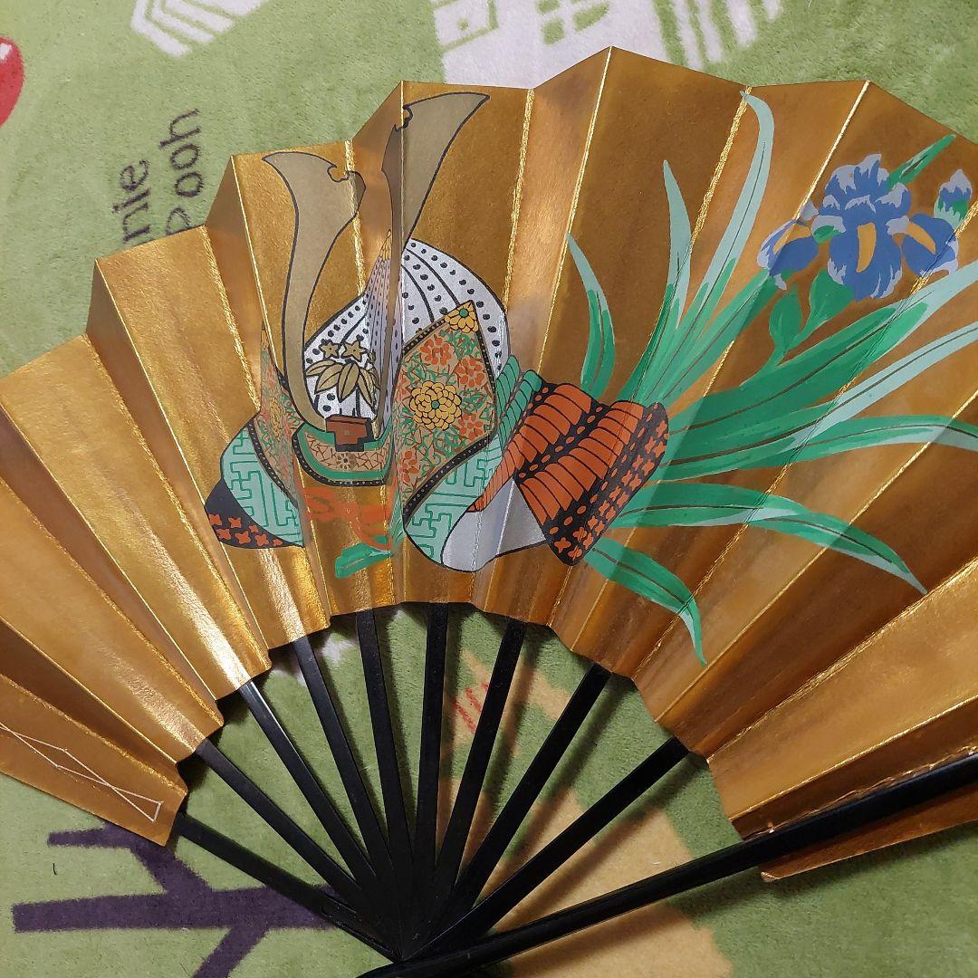 舞扇子 花と雲のデザイン