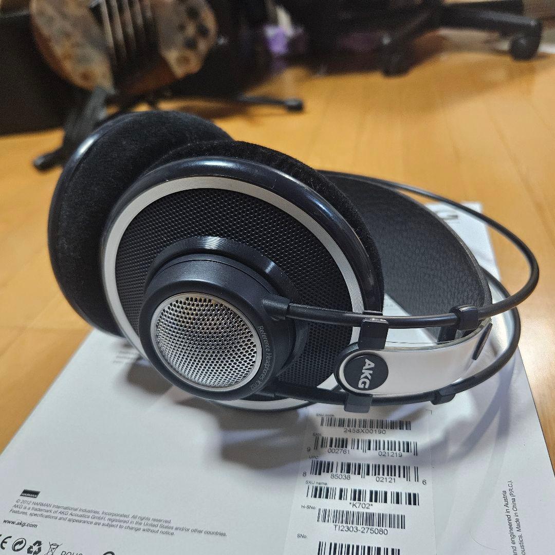 ヘッドホン AKG K702-Y3