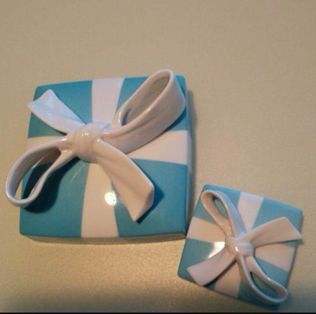 美品・レア品　ティファニーブルーボックス小物入れ　大小セット