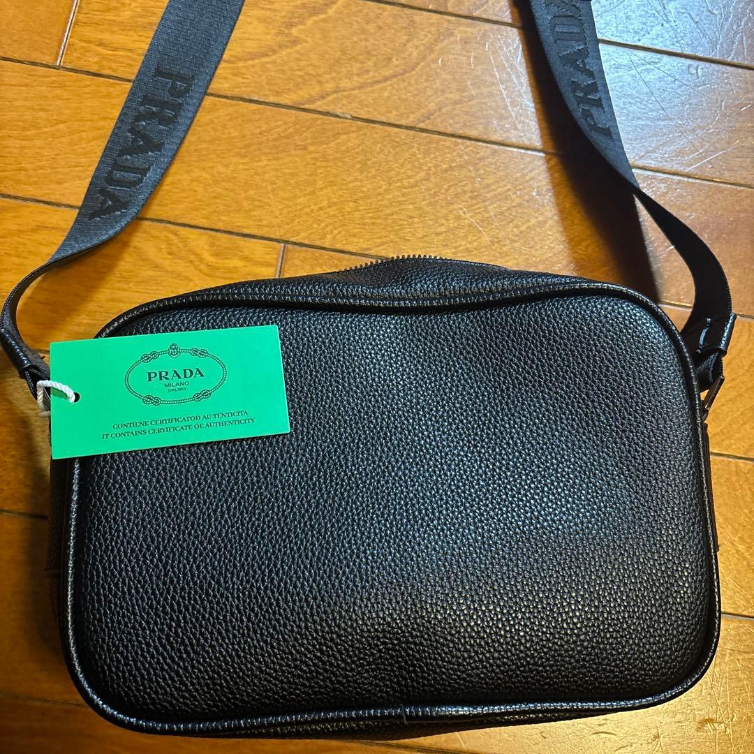 最終値下げ‼️ノベルティ！！PRADA ブラックショルダーバッグ