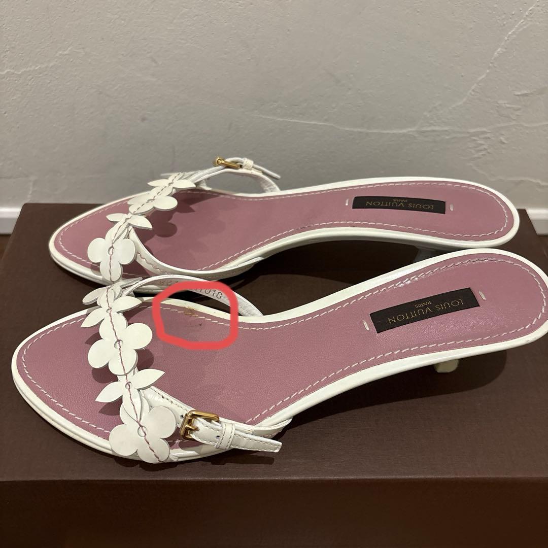 Louis Vuitton フラワー装飾ミュール