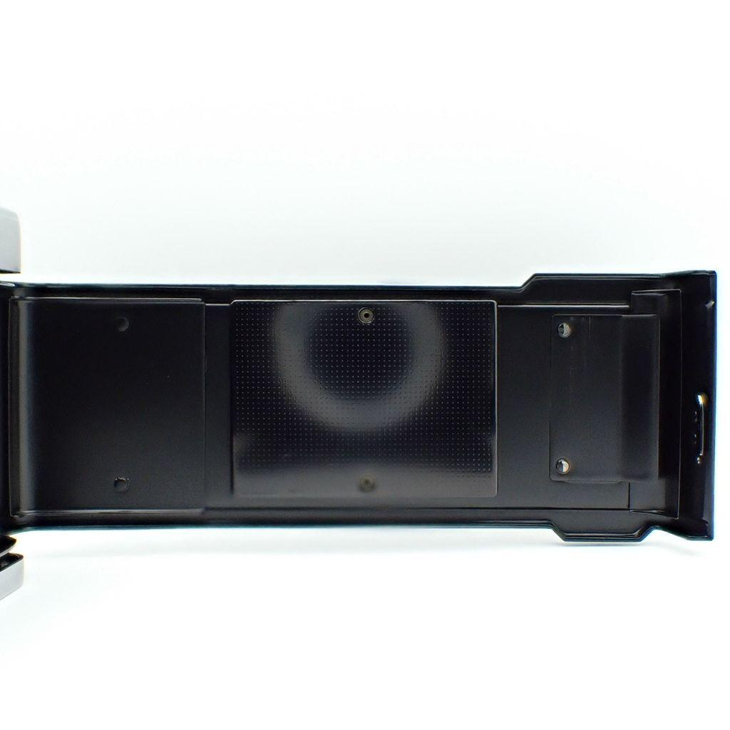 【動作確認済美品】OLYMPUS OM-1 ボディシルバー 新品電池&動作保証付