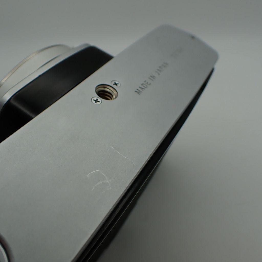 【動作確認済美品】OLYMPUS OM-1 ボディシルバー 新品電池&動作保証付