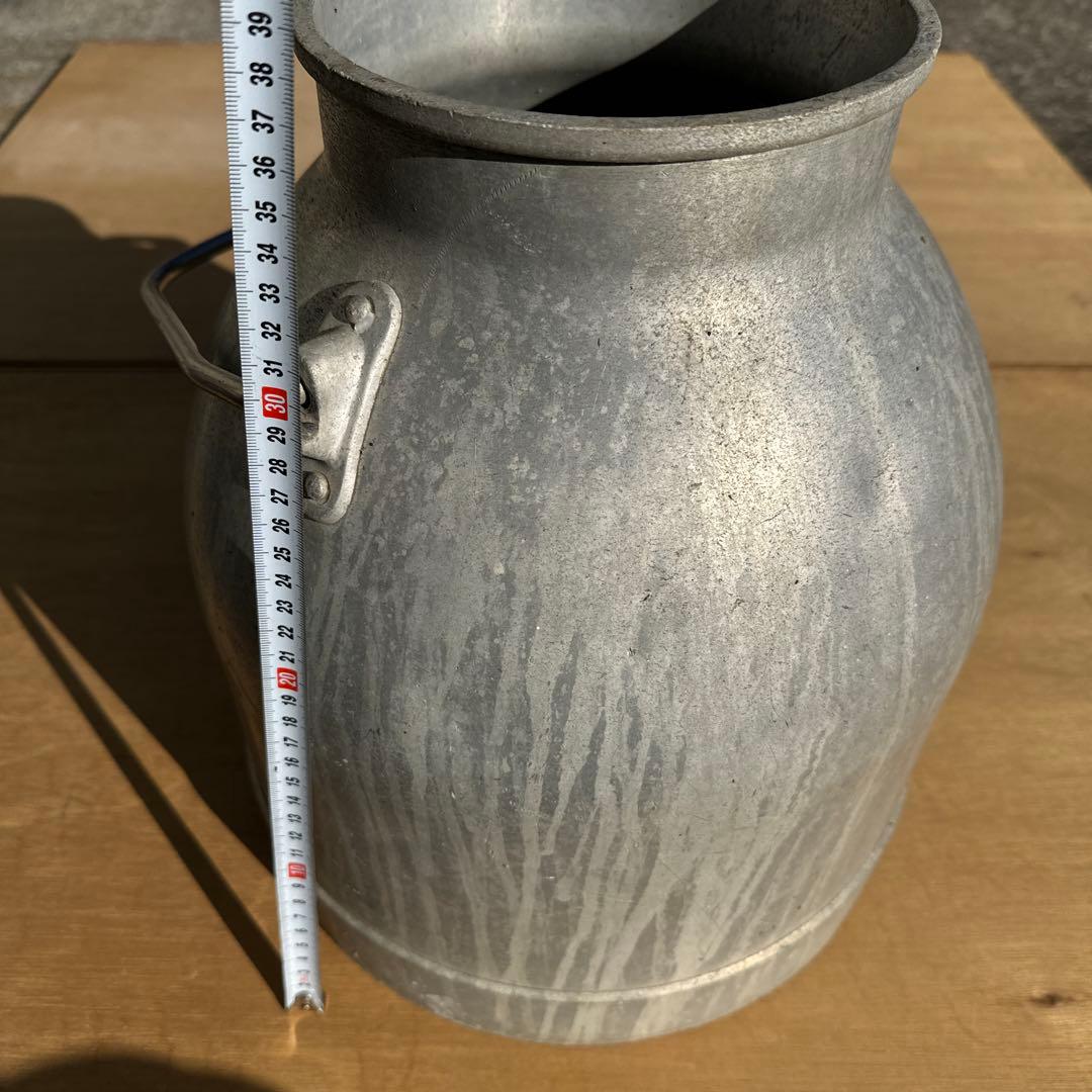 【希少】ヴィンテージ メタル ミルク缶　アンティーク　蚤の市