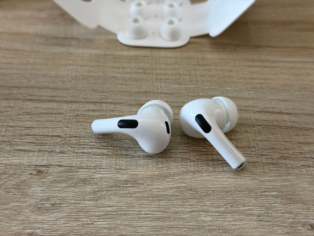 AirPods Pro2 本体 充電ケース付き ホワイト