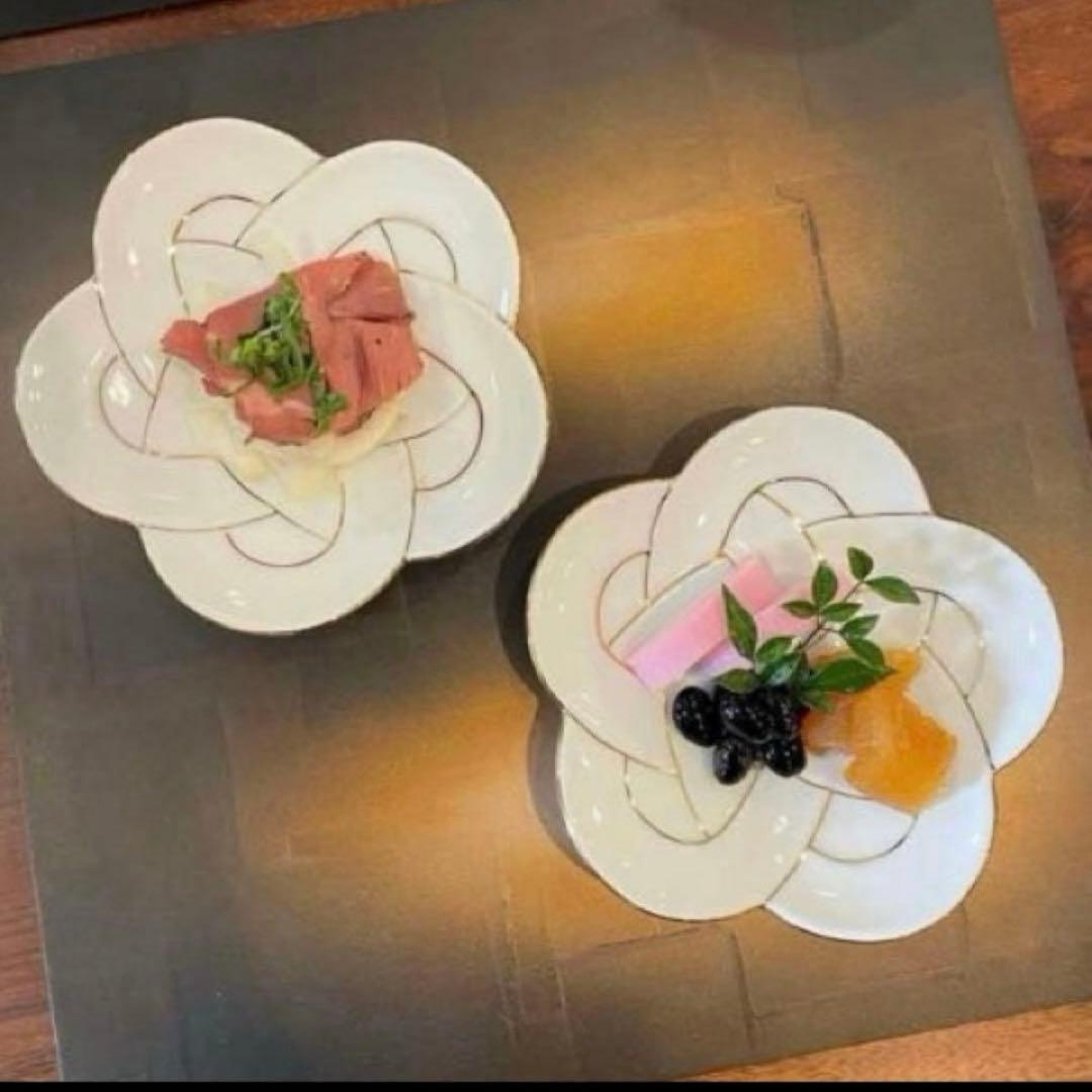 【新品】【大人気】有田焼田清窯　太白金線梅結び銘々皿　縁起物