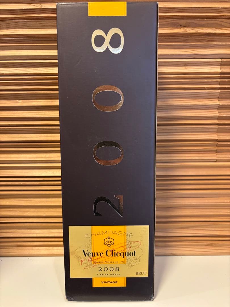 Veuve Clicquot ヴーヴクリコ2008 VINTAGE