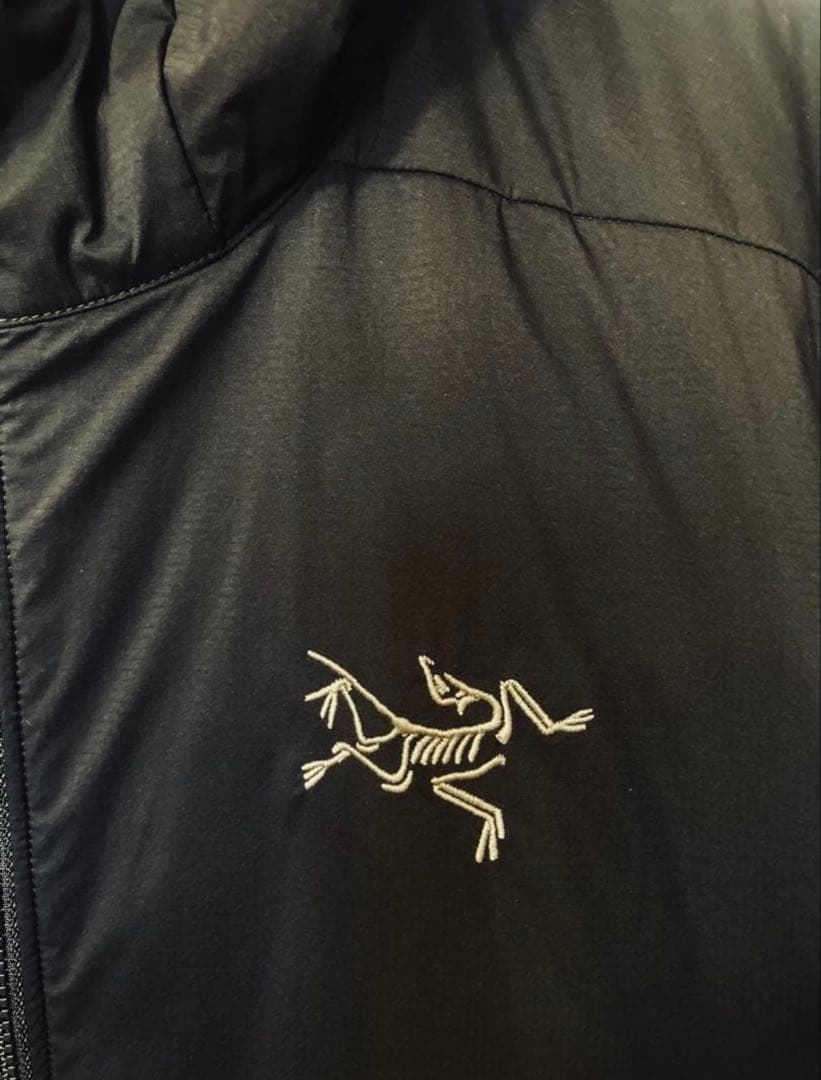 ARC ' TERYX 25FW Atom Hoody BLACK M 美品