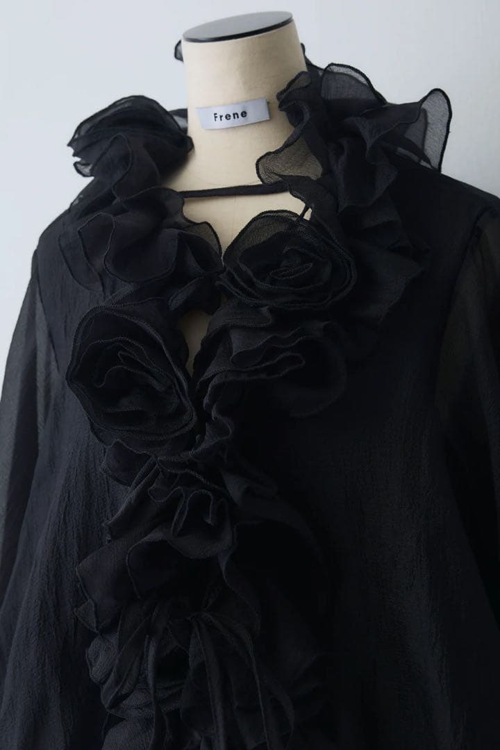 frene フレーネ　フリル付き黒シースルーブラウス