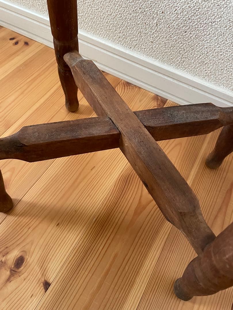 アンティーク　木製スツール 　一点ものウールファー付　ヴィンテージ