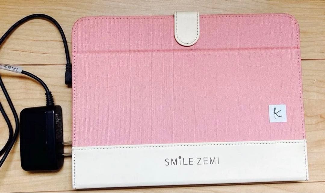 スマイルゼミ　タブレット　スタイラスペン、充電器、カバー付き　教材使用可能