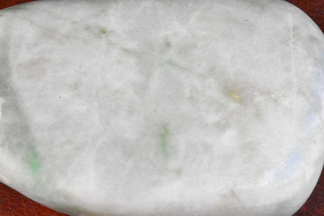 糸魚川産 白緑ヒスイ原石