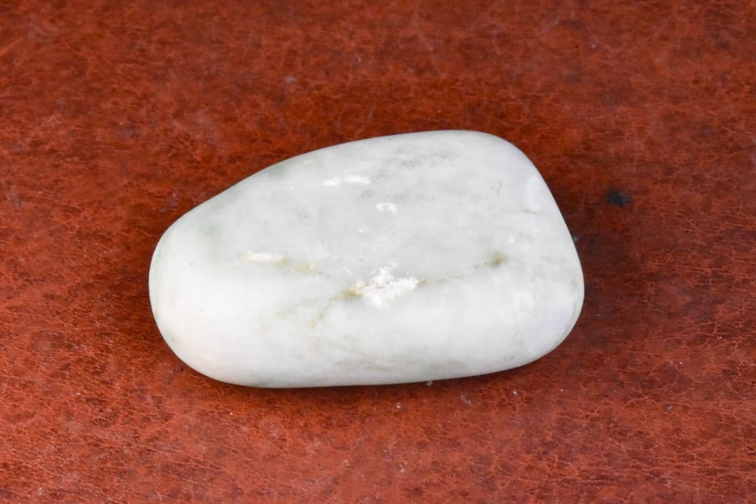 糸魚川産 白緑ヒスイ原石