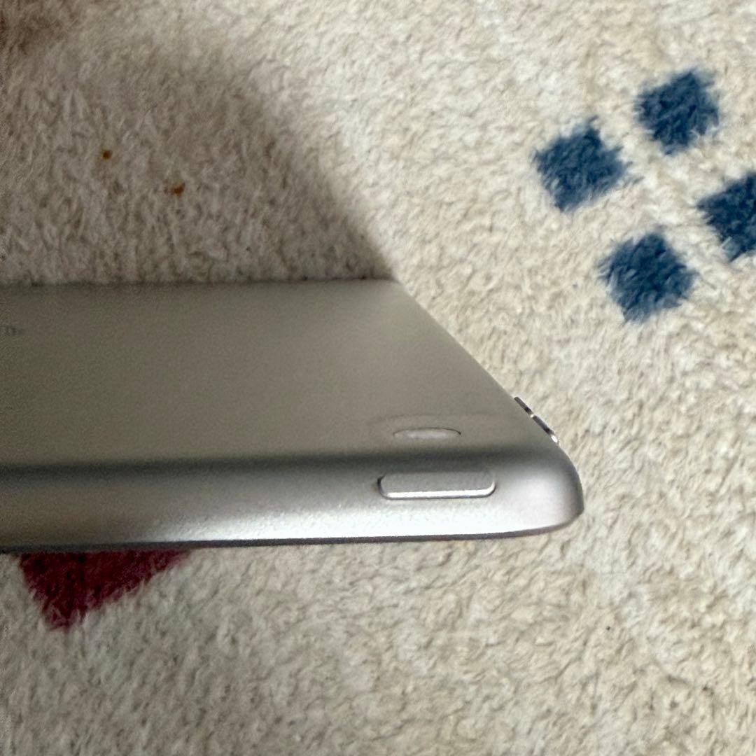 【初期化済み】Apple iPad 第8世代 Wi-Fi128GB シルバー