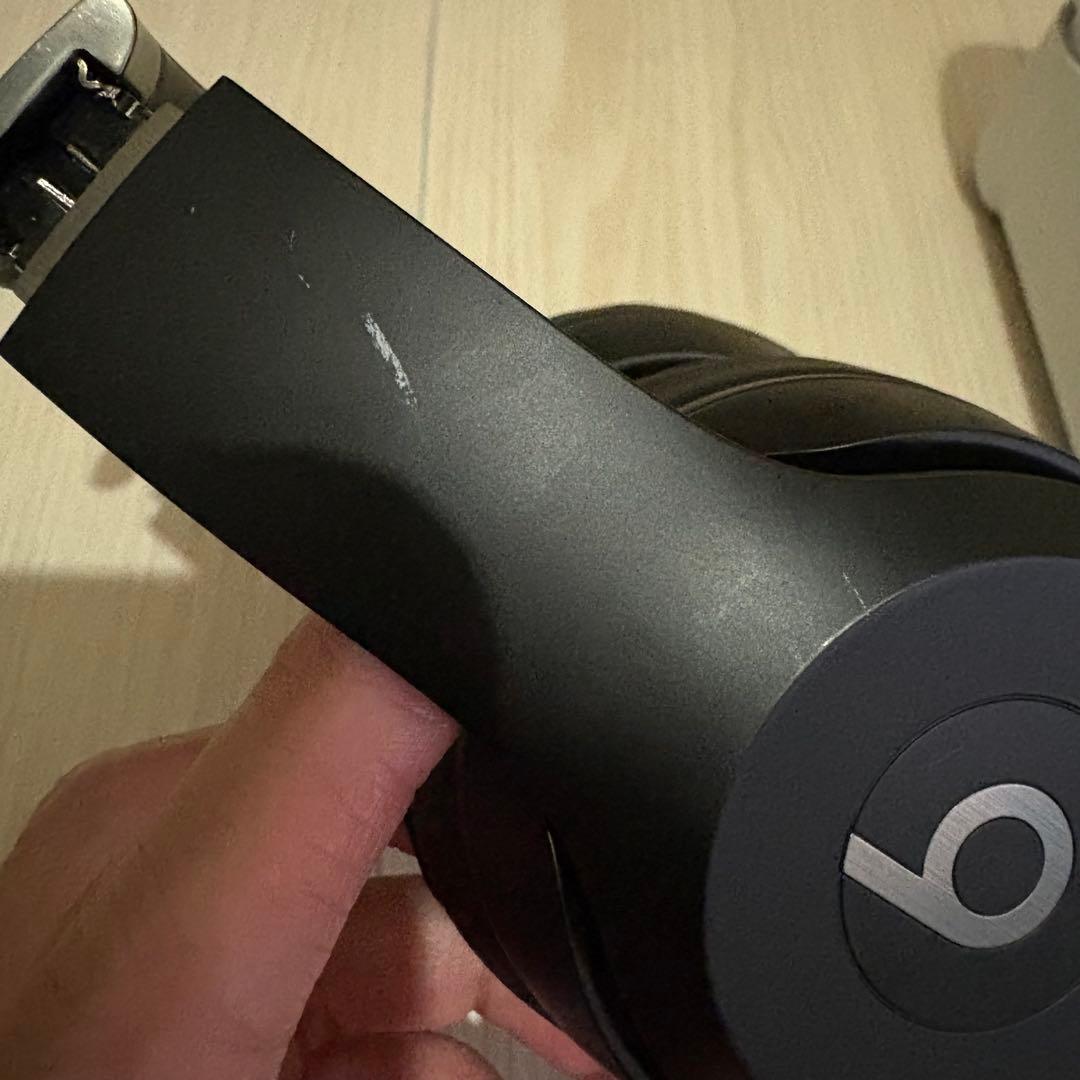 Beats Solo 4 ブラック 本体