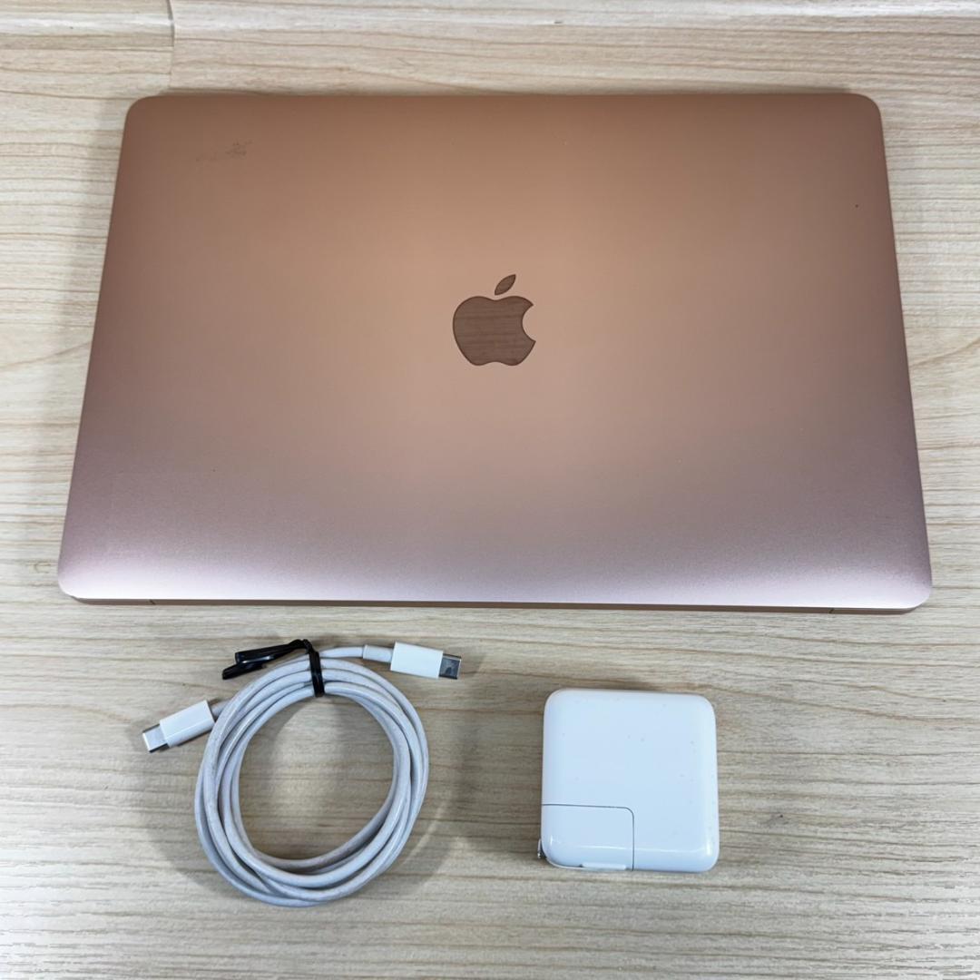 MacBook本体 P247 Apple MacBook Air Corei5 8GB 128GB