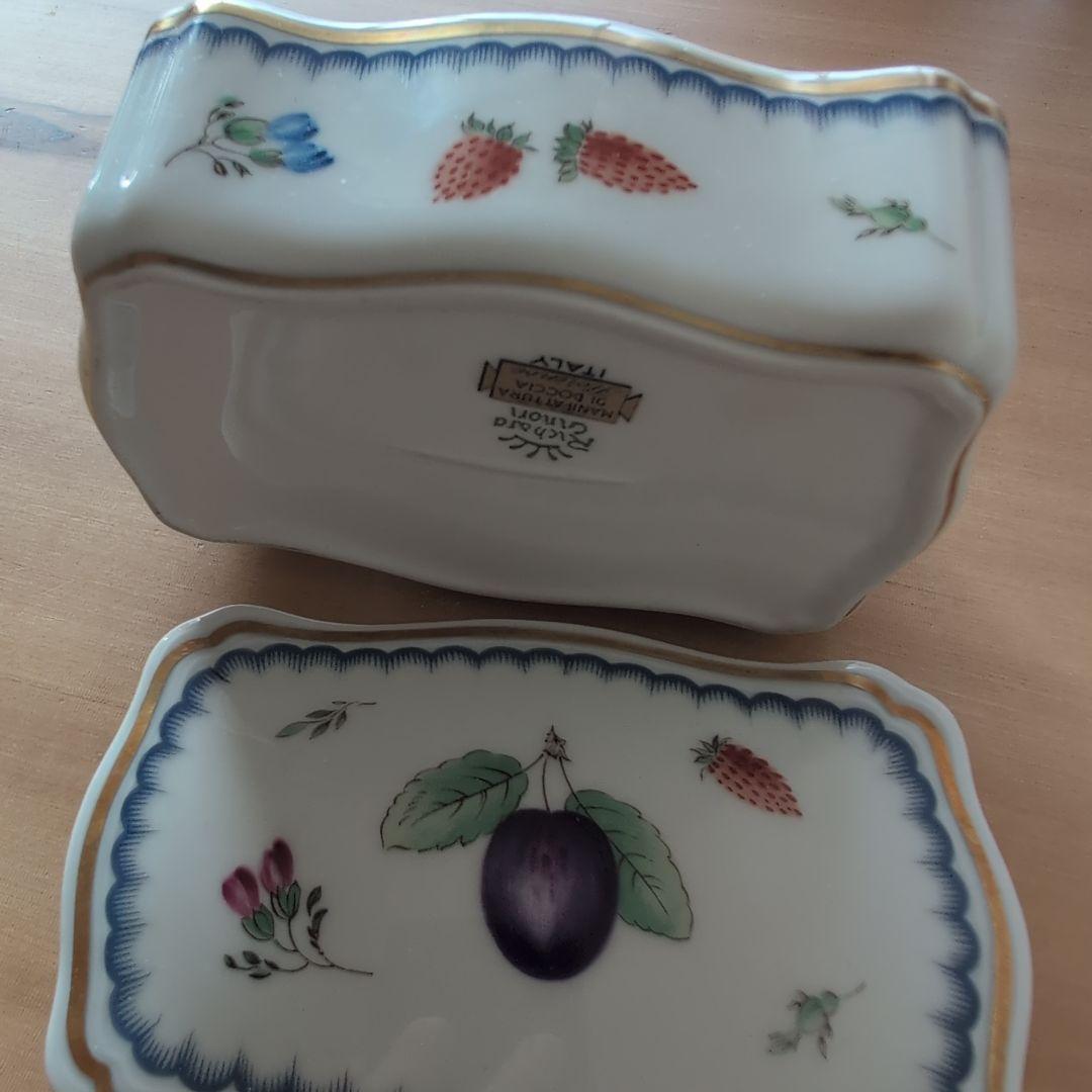 リチャードジノリ　イタリアンフルーツ　小物入れ