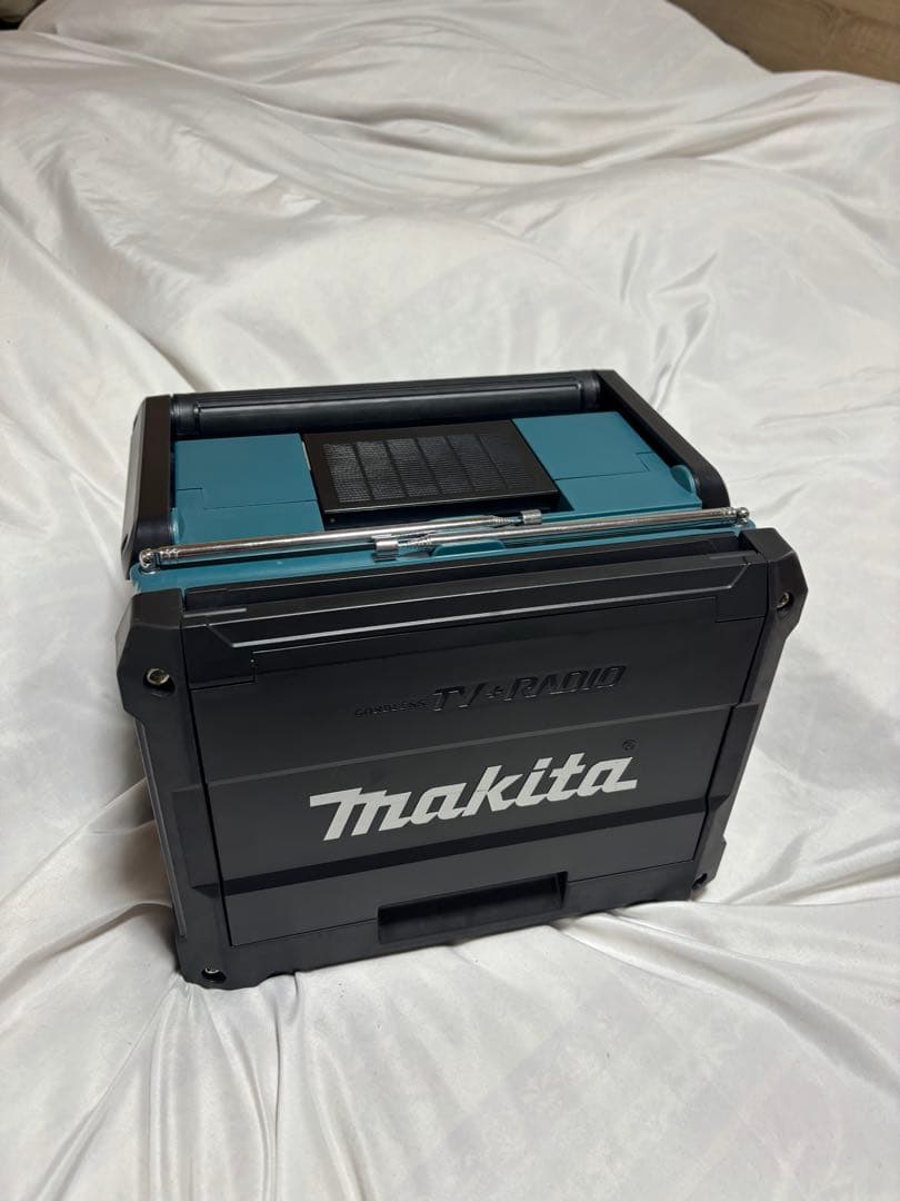 Makita 充電式ラジオ付テレビ　TV100 ポータブルテレビ・ラジオ