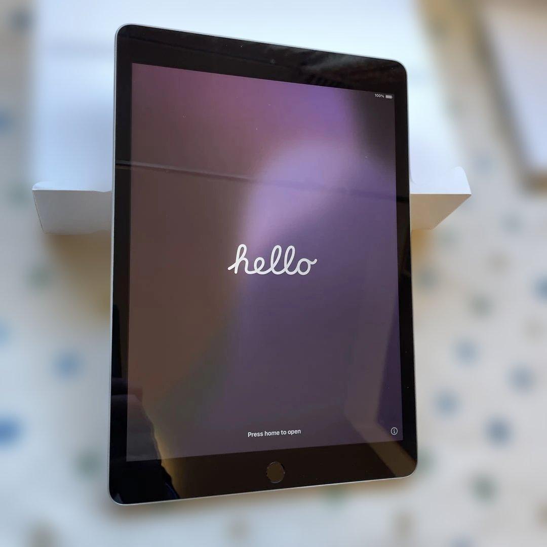 Apple iPad シルバー 本体 MK2L3J/A 64GB 第9世代