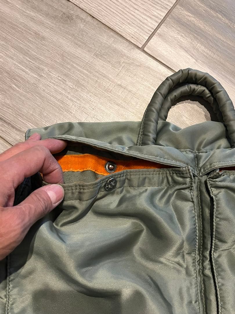 PORTERタンカー ヘルメットバック オリーブグリーン