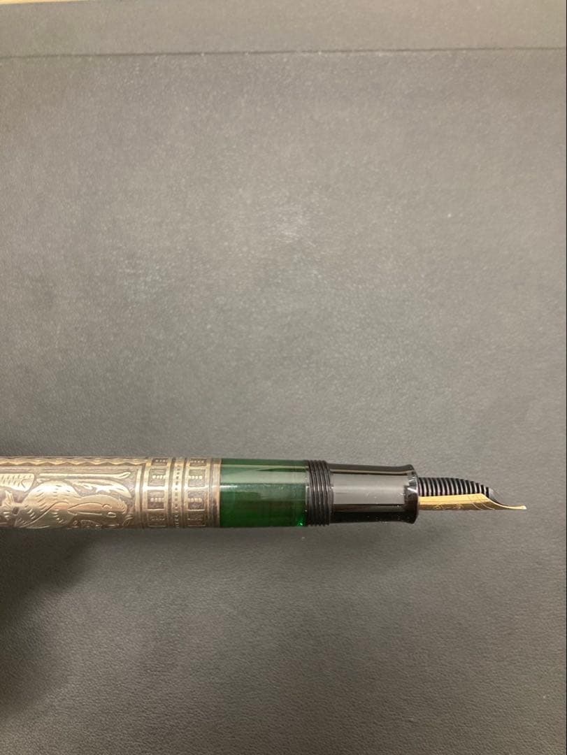 【極美品!】 pelicanペリカン万年筆トレドM700