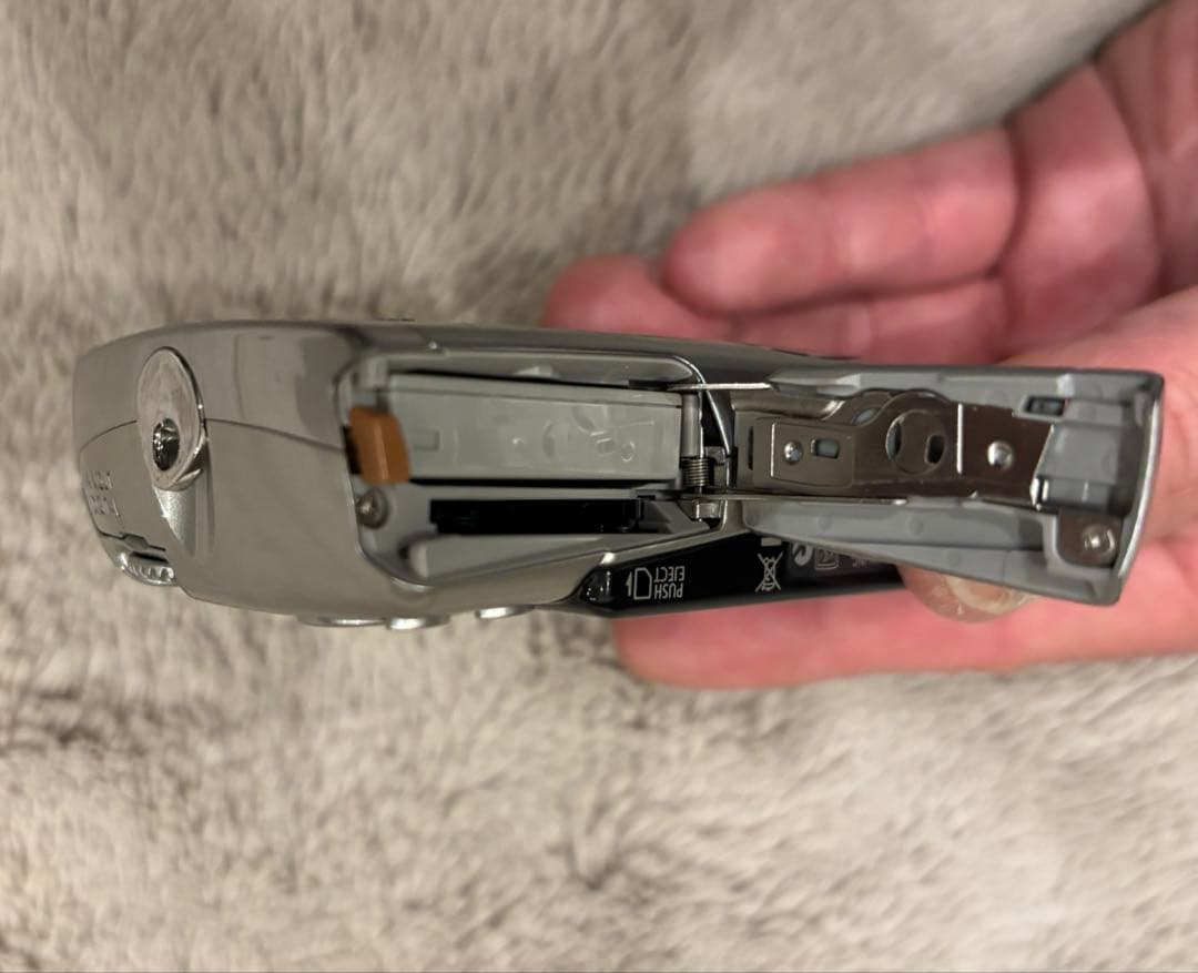 Canon IXY 800IS デジタルカメラ