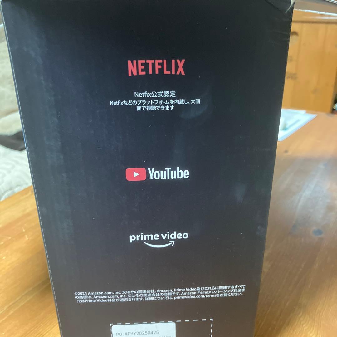 今回限りの値下げです。 YOWHICK プロジェクター本体 (ホワイト)