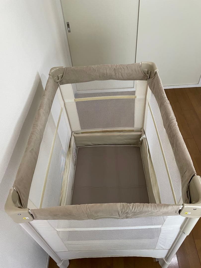 アップリカ　ココネルエアープラス　シュークリーム