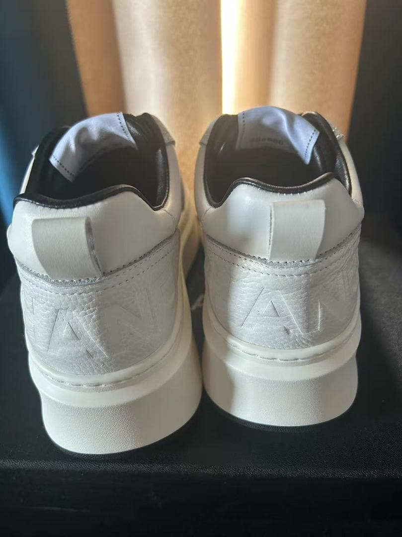 CHANEL シャネル　スニーカー ホワイト 37