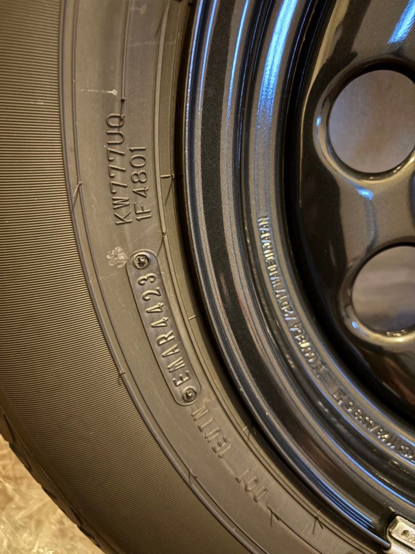 ジムニーシエラ　純正　スペアタイヤ