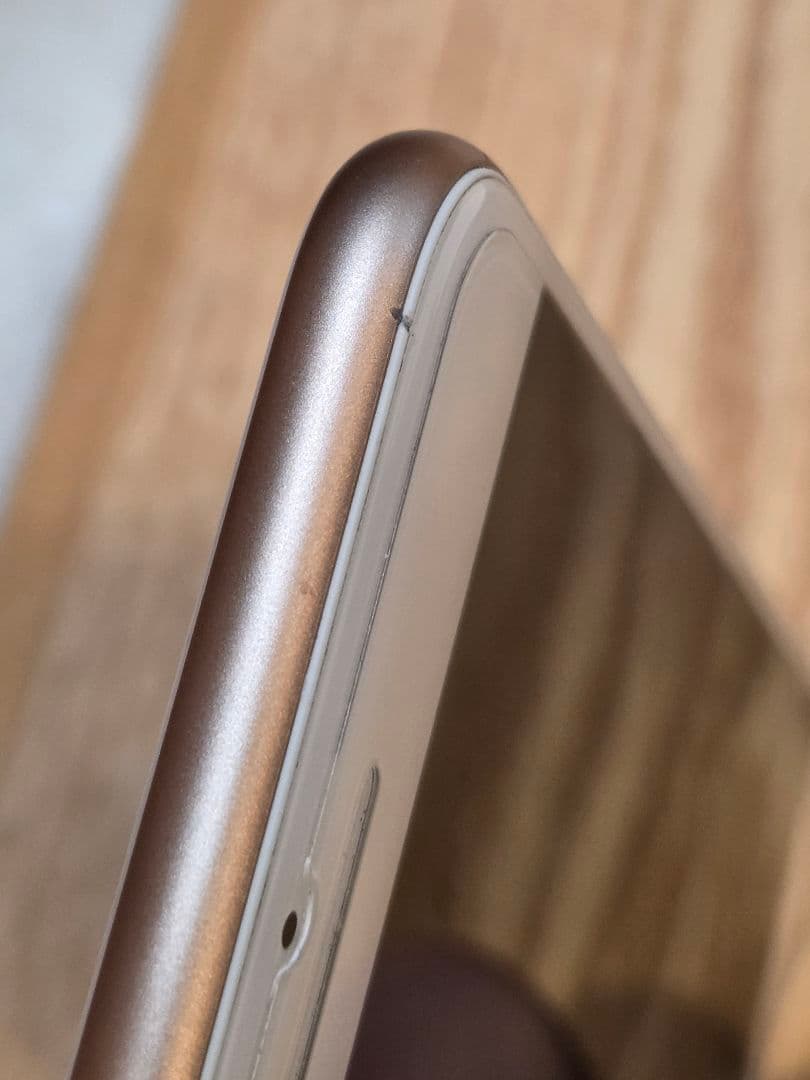 Apple iPhone 8 Plus ゴールド 本体256GB