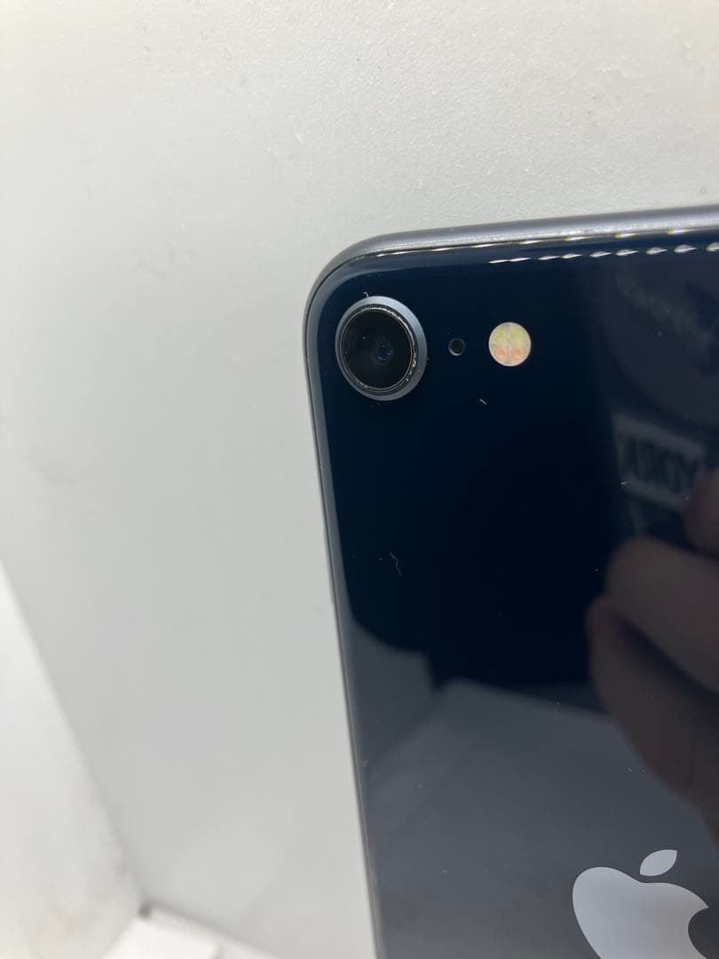 美品 バッテリー100% iPhone SE (第3世代) ブラック 本体