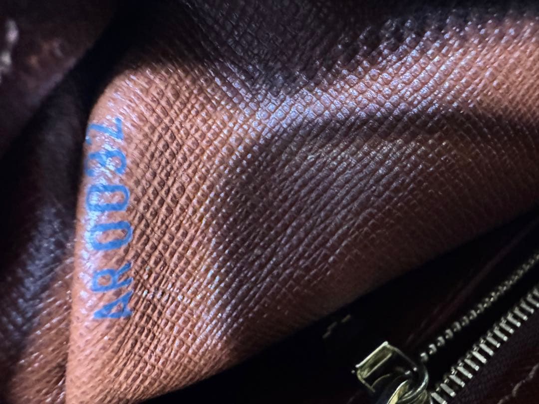 Louis Vuitton (ルイヴィトン)モノグラムショルダーバッグ(中古品)