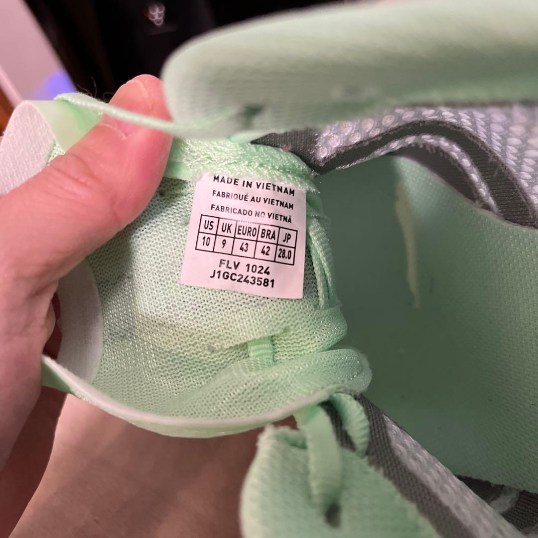 週末お値下げ美品ミズノWAVE REBELLION FLASH2 28㎝