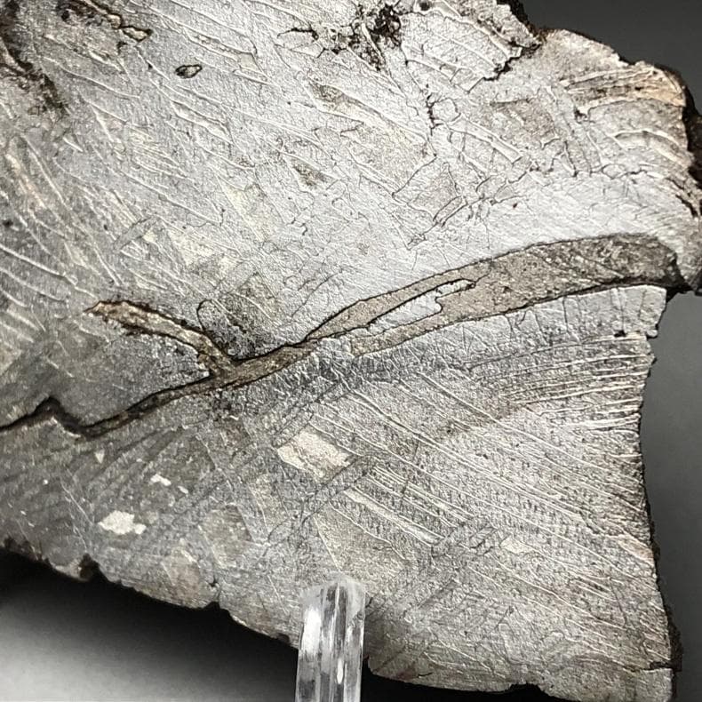 n*4様 隕石 鉄隕石　アルタイ隕石　原石　重さ約69ｇ