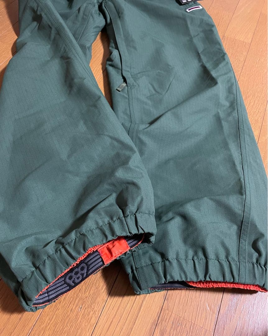 【未使用】25-26モデル　686スノーボードウェア上下セット M