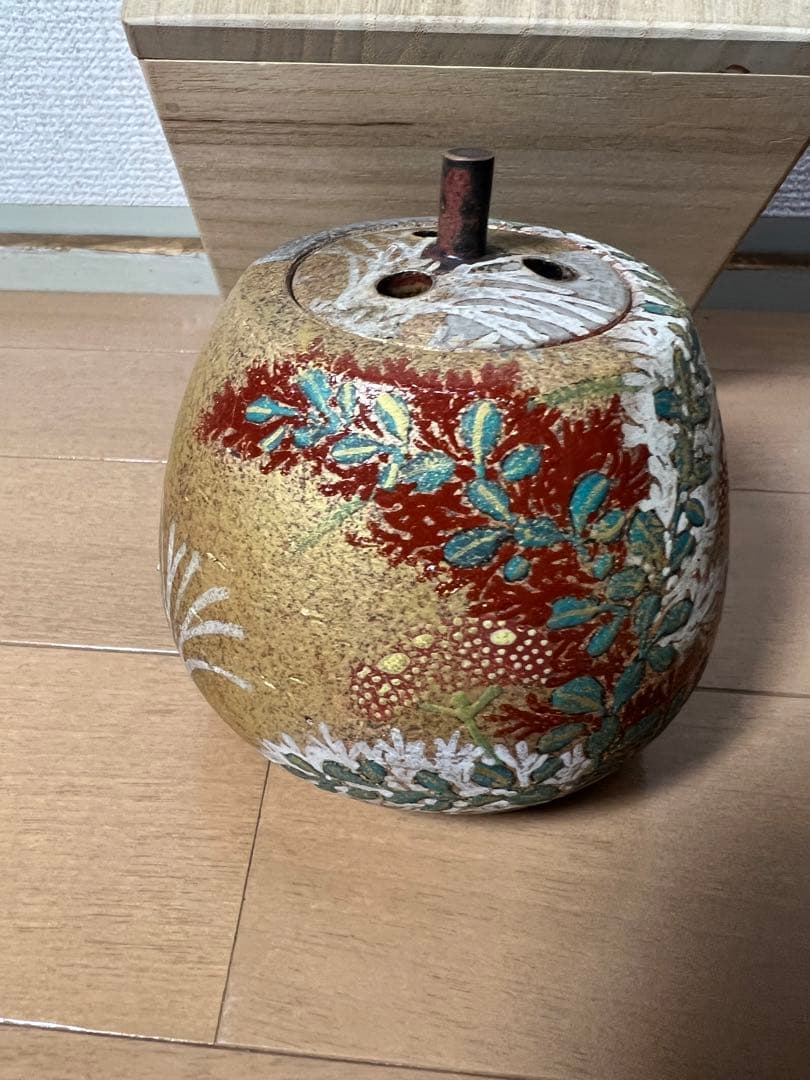 658 九谷焼❓　香炉　未使用