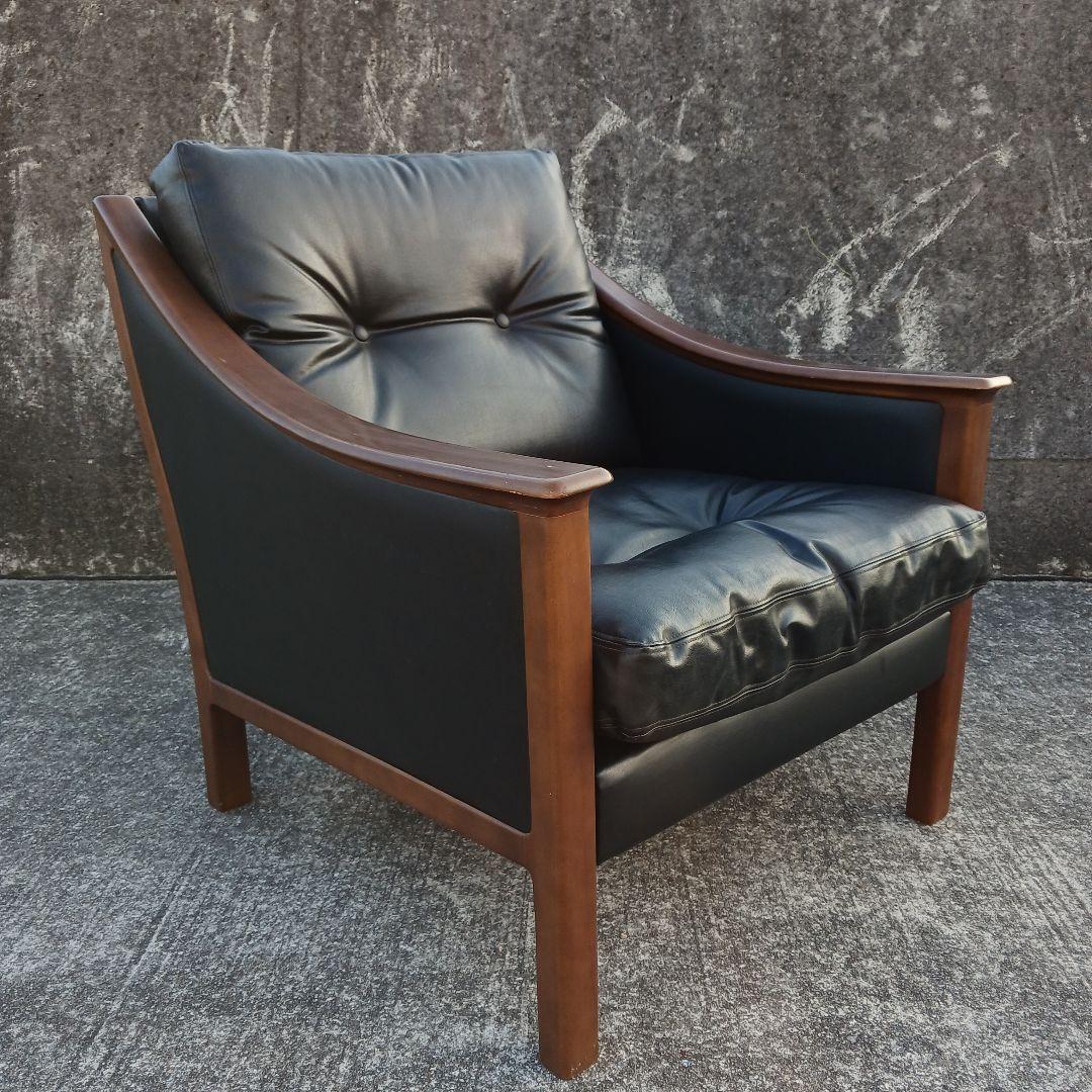 富士ファニチア　一人掛けソファー　①