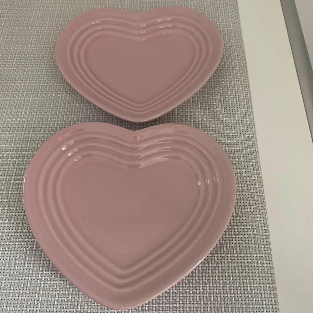 ルクルーゼ　コンパクトフォンデュセット&ハートプレートピンク♪