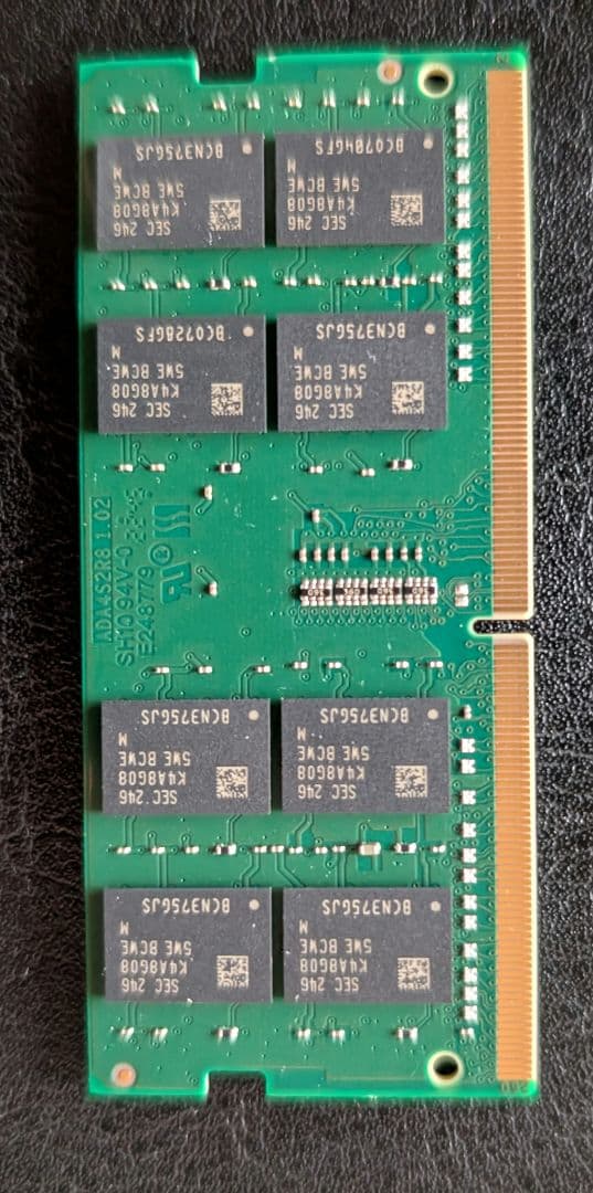 ADATA 16GB DDR4 メモリー 動作確認済み