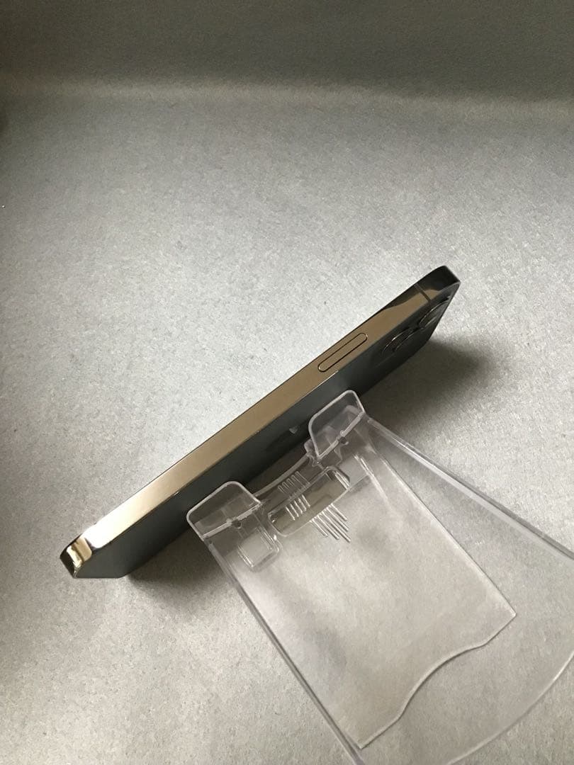 超美品　国内版　SIMフリー　iPhone12 Pro 128GB グラファイト